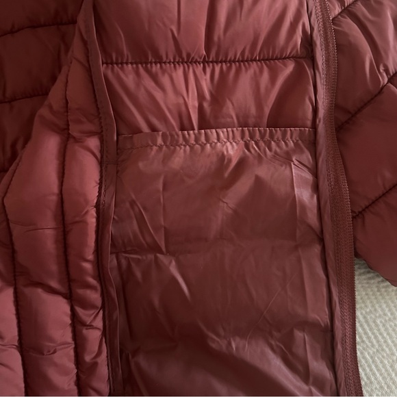 Love Tree Rust Ultra Light Packable Jacket - Picture 6 of 10